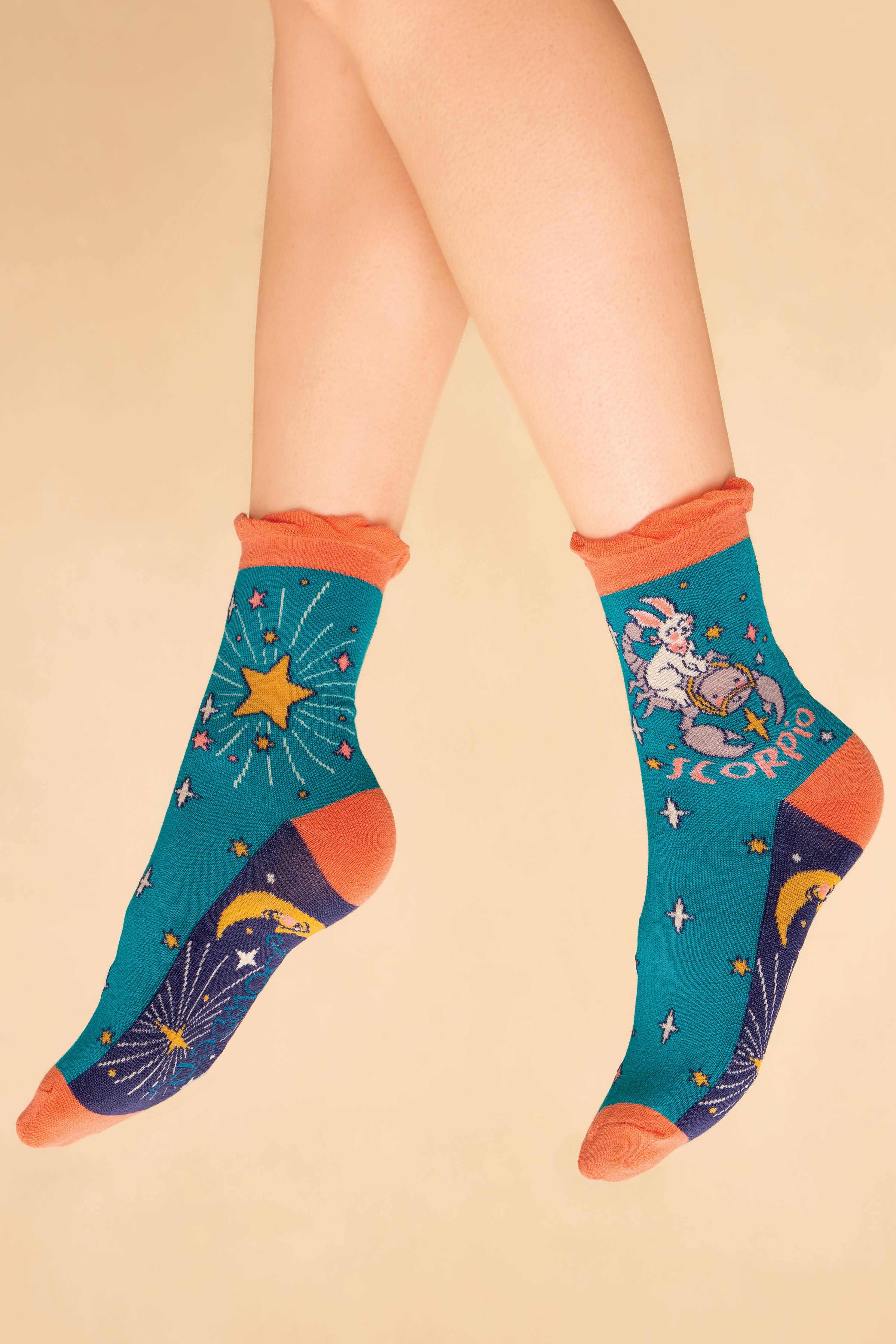 Zodiac Socks: Leo